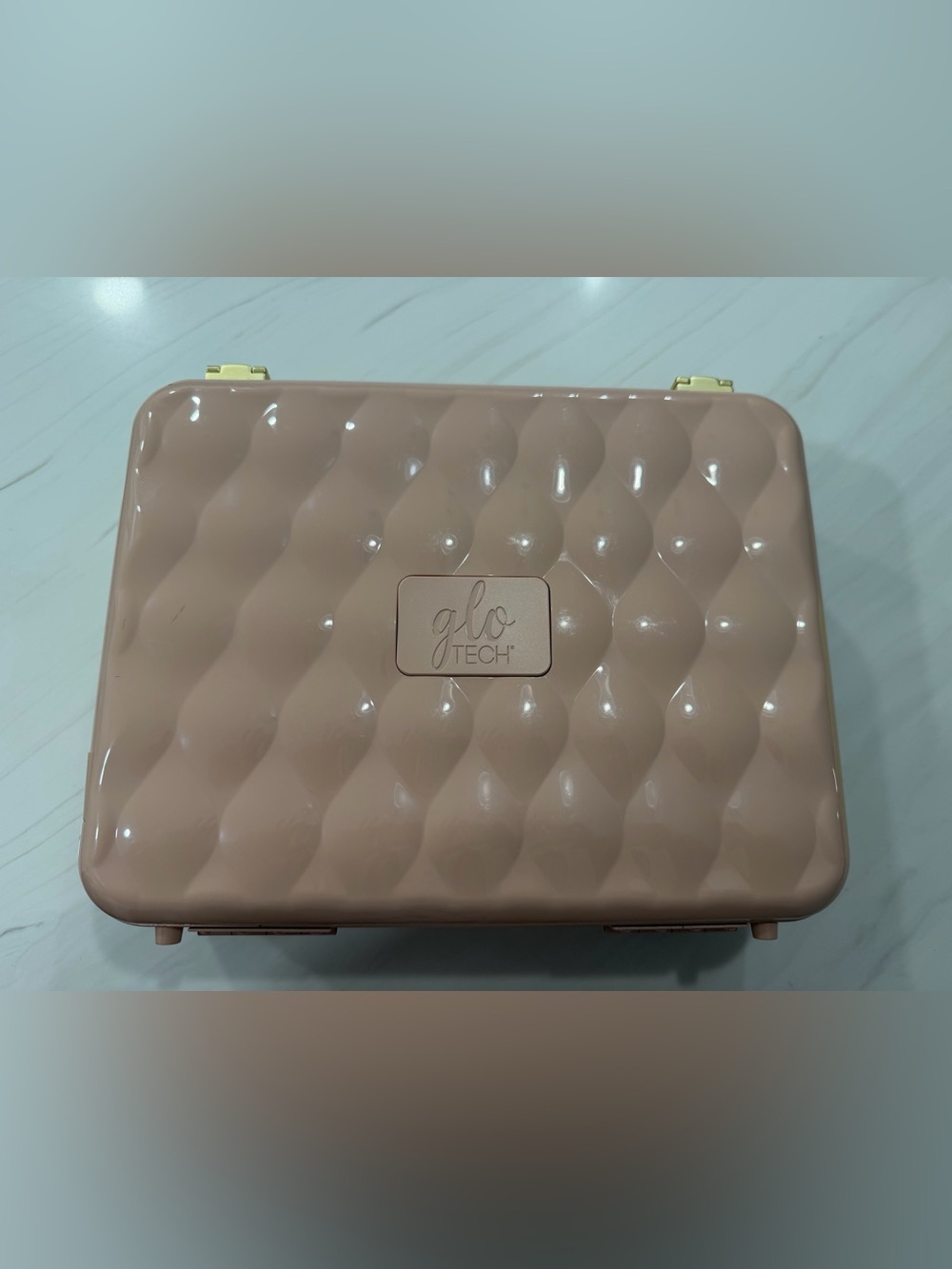 Pink Hard-Shell Cosmetic Case with Handle - Picture 2 of 9
